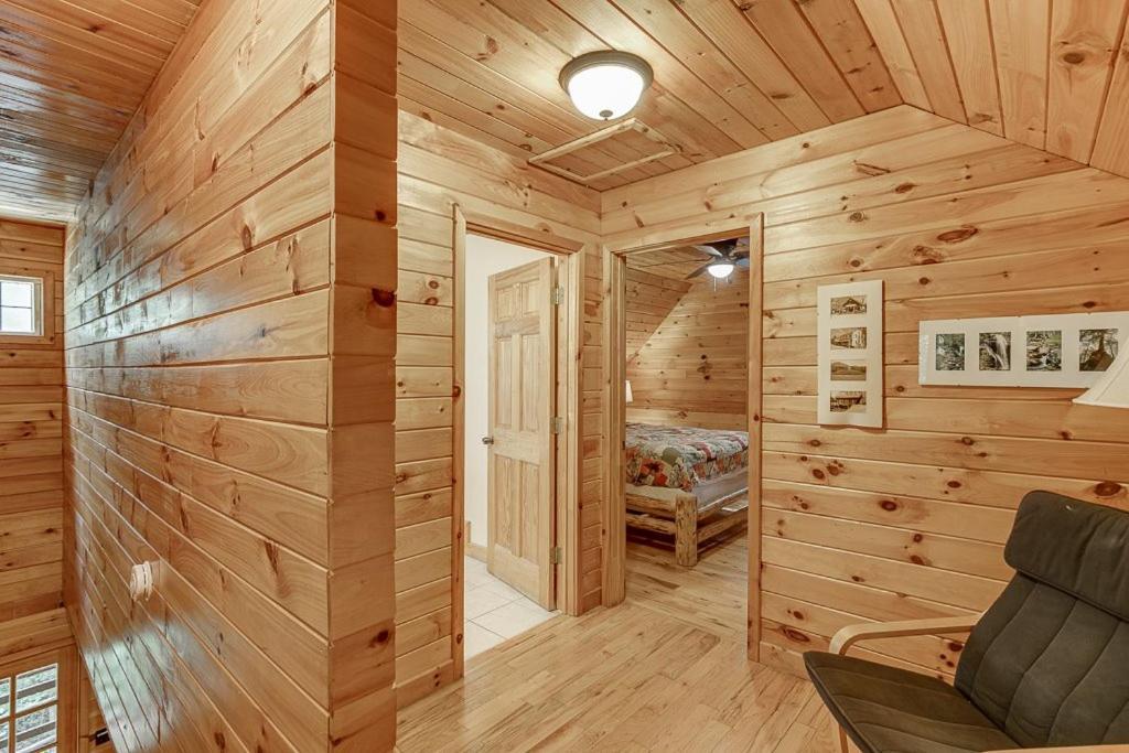 Cabin With Jacuzzi & Hydrotherapy Spanear Helen Cleveland Dış mekan fotoğraf